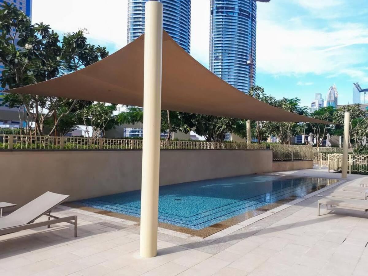 First Class 3Br With Full Burj Khalifa And Fountain View دبي المظهر الخارجي الصورة